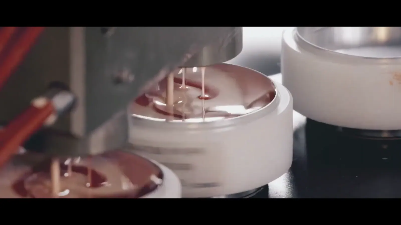 COSMECCA KOREA 기업 홍보 영상 주요 장면 3